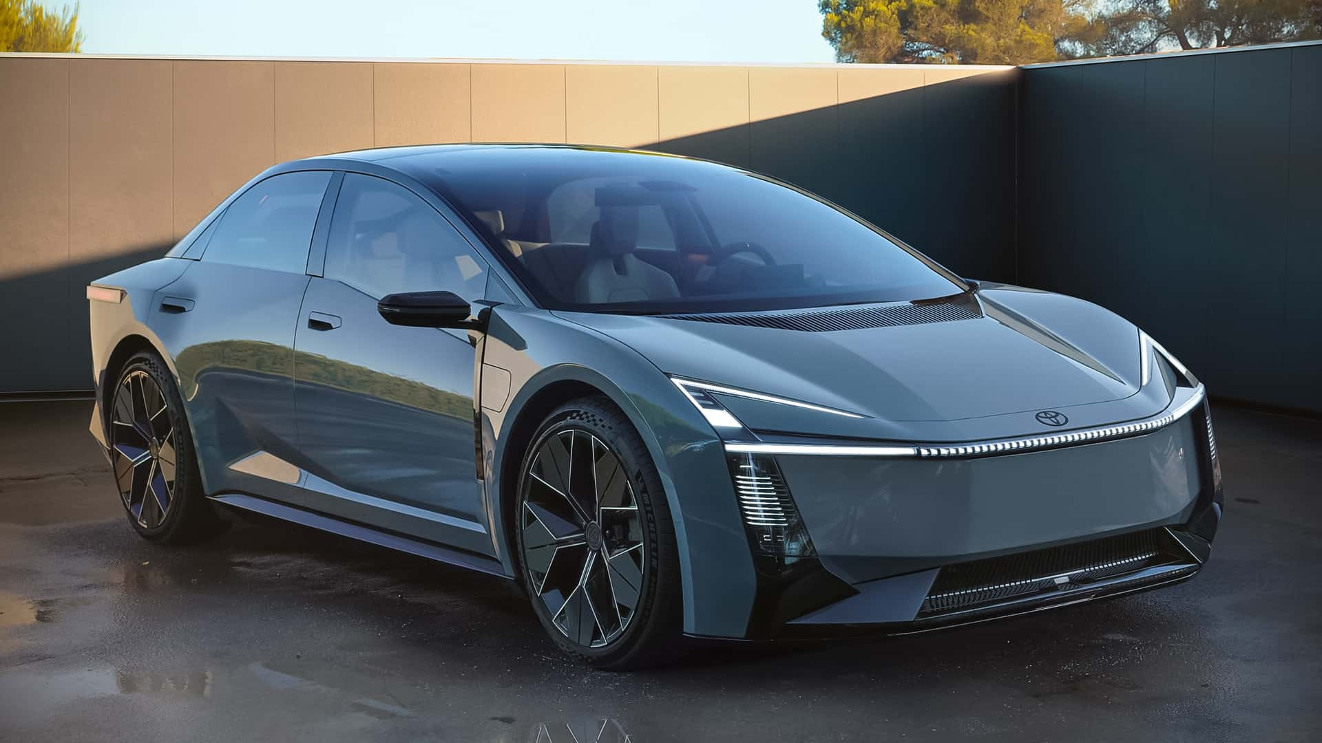 Новинки: Нова Toyota Corolla 2026: революційний дизайн і plug-in гібрид